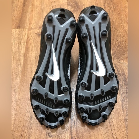 Nike Lunarbeast Cleats, Pre Owned, Like New Condition